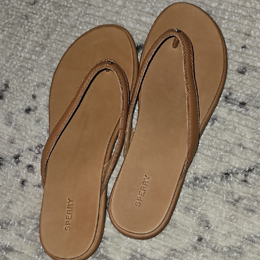 NWT Sperry Women's Brown Flip-Flop Sandals